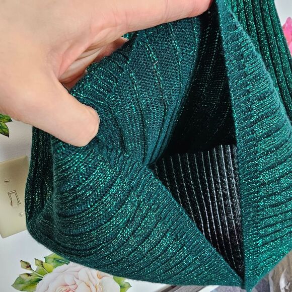 Green Metallic Ribbed Knit skirt Green Holiday Festive Fairycore Forestcore - Picture 5 of 6